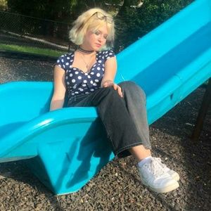 Meet your Posher, Lily